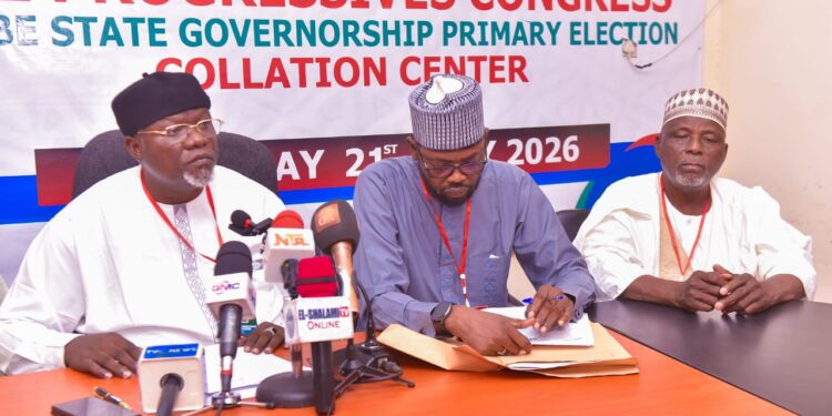 APC officials announcing Gombe governorship primary election results