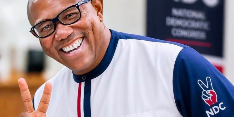 Peter Obi convoy reportedly blocked during visit to Yelewata Benue State